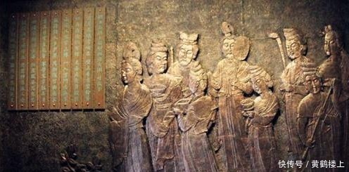 群盗墓贼|盗墓贼发现一公主墓,挖了一个月才挖开,看眼墓中赶紧逃