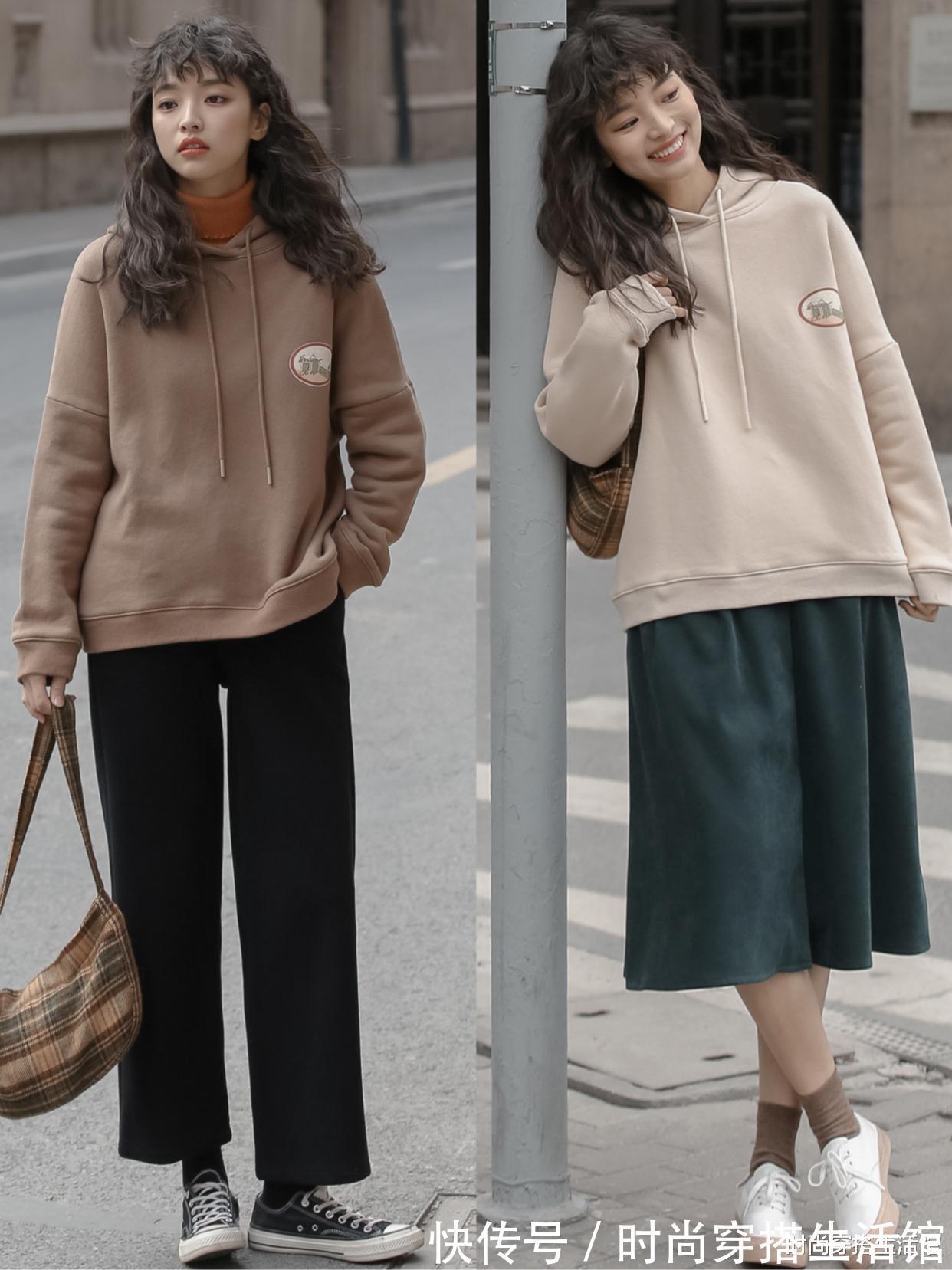 小蛮腰|?卫衣下面不要老配牛仔裤,今年流行这样穿,时髦耐看又大方