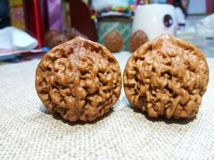 盘玩核桃|文玩核桃盘玩方法,玩核桃的三不玩具体是什么呢?