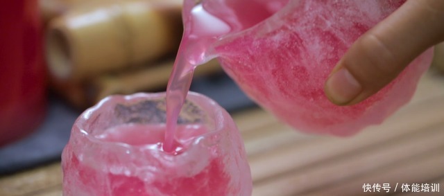 做一桌玫瑰,送给我最爱的你们~