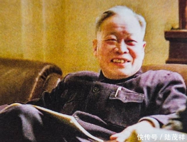  父亲|儿子被同学起个绰号，父亲干脆把真名改成绰号，结果之后名扬四海