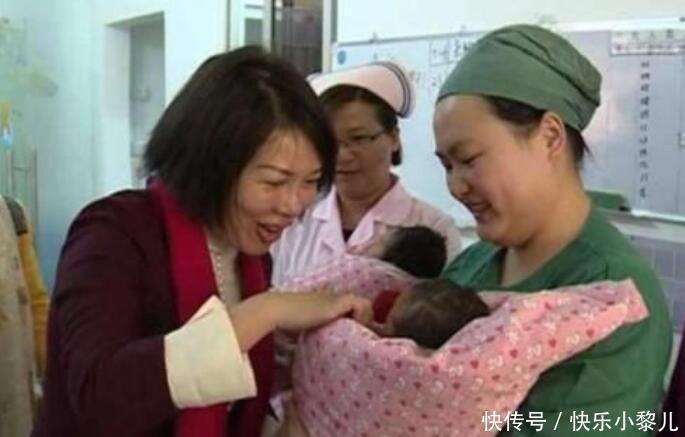 姥姥|“踩生”不是迷信,孩子出产房后,第一个抱他的人确实很重要