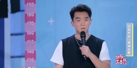 快本cue易烊千璽王一博，丁程鑫回答盡顯與師兄好關(guān)系，尹正也不落下風(fēng)