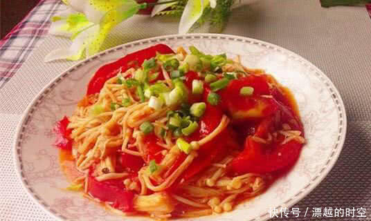 西红柿遇到它，才是绝配，几分钟吃完一盘，美容养颜，改善肌肤