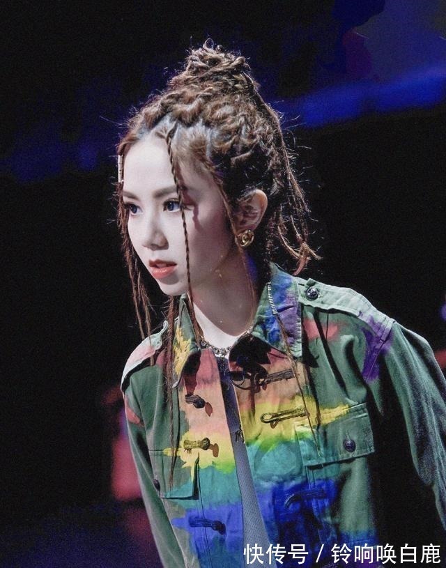 头发 发量少的人,别留这4个发型,尤其第4个,不然发际线越来越靠后!