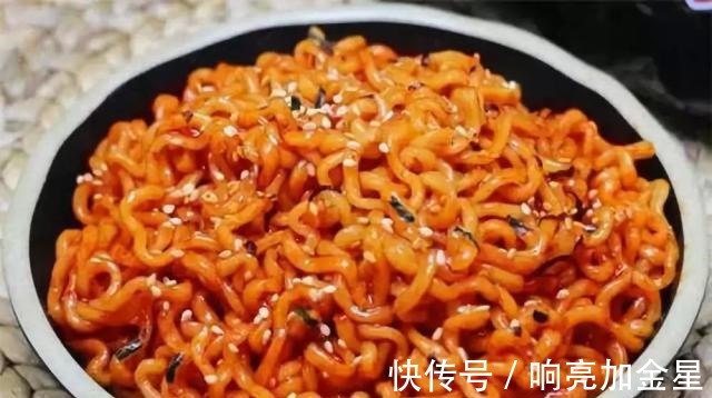 无辣不欢,一共分十级,看看大家都多能吃辣,看到最后我服了!