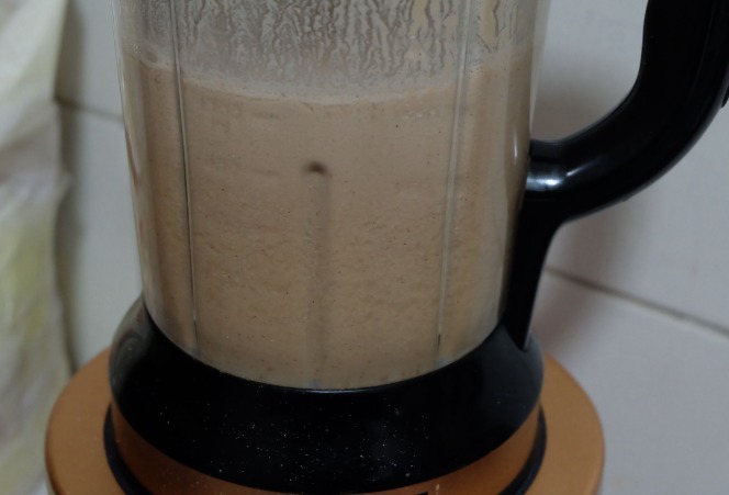 小姑娘|女人要多吃2种坚果,特别是过了30岁,常吃气色红润,越来越年轻