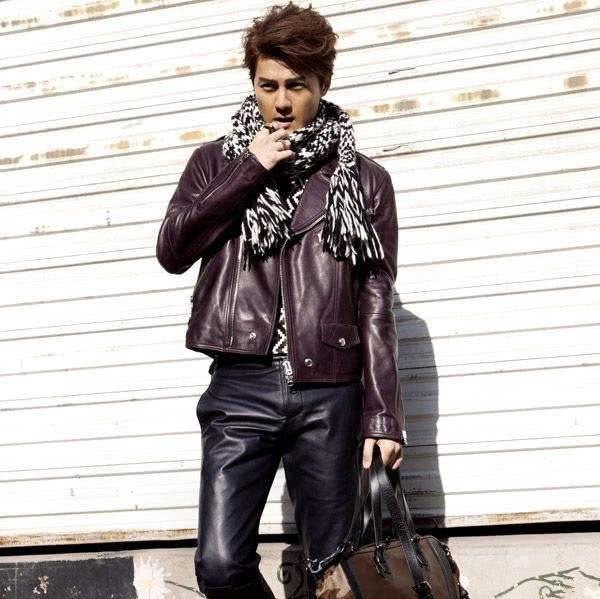 皮衣下面搭配什么才帅气 欧豪这搭配不错 纪凌尘不愧是模特 快资讯