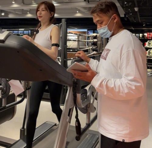 《浪姐2》刚结束，《浪姐3》嘉宾名单就曝光，但看完后：没意思