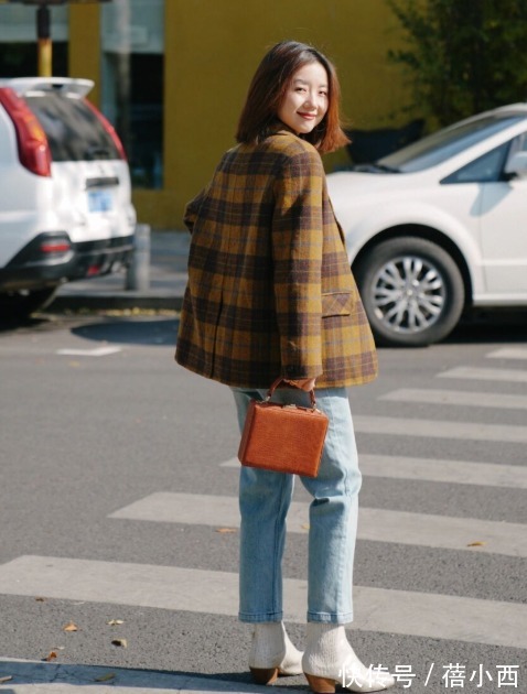 时尚度 冬季通勤怎么穿?既不能太严肃也不能太装嫩,用西装凹造型会更美