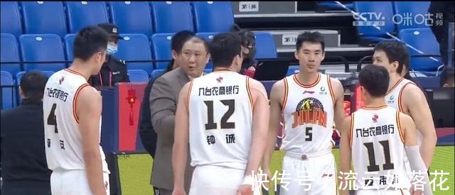 王俊杰|姜宇星李安双双砍下20分,廖三宁24分,吉林男篮88-87险胜北控