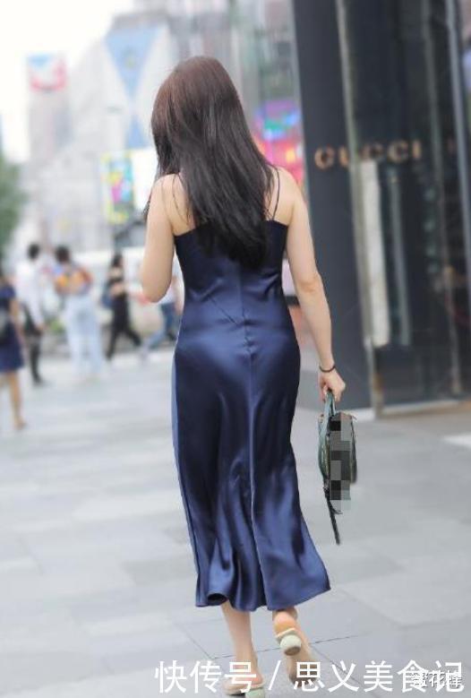 裙子|外面风这么大，妹子穿着这么丝滑的裙子外出很危险吧