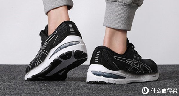 多威 买鞋只认耐克阿迪?看看这5双跑鞋,每一款都是超高性价比!