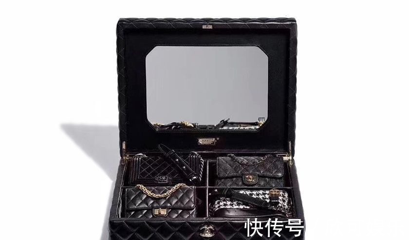 柳宝庆 摩登日记|经典手袋“缩水”了,超迷你尺寸令人心动