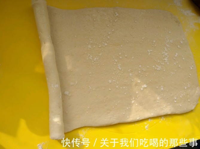 一碗面|早餐学做这种饼,一碗面一碗奶,奶香十足,松软酥脆,营养又好吃