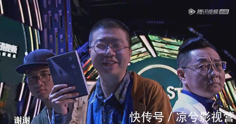 小孩|《吐槽大会》杨超越私下随意，性格像小孩，但对经纪人言听计从