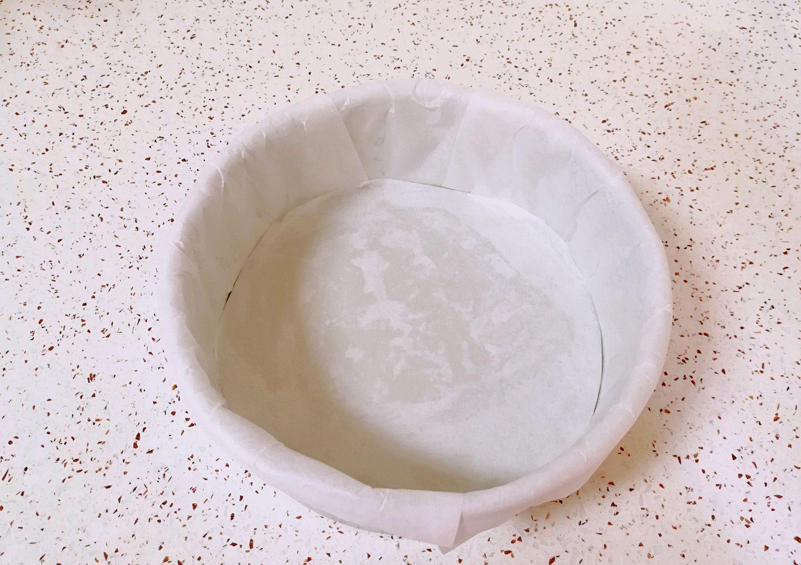 自己在家做蜂蜜凹蛋糕,入口香甜酥软,怎么吃都不腻