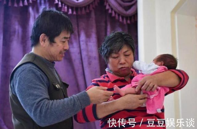 儿子|“你不生,我生”,55岁高龄产妇赌气生二胎,只为“报复”大儿子