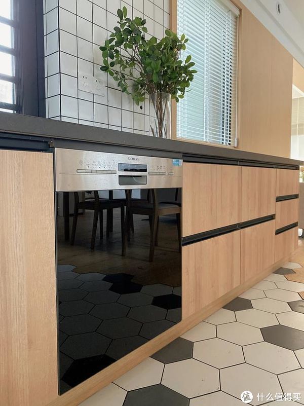 收纳|长沙发现一户人家，客厅那叫一个高级！拍照给大家瞧瞧，太羡慕了