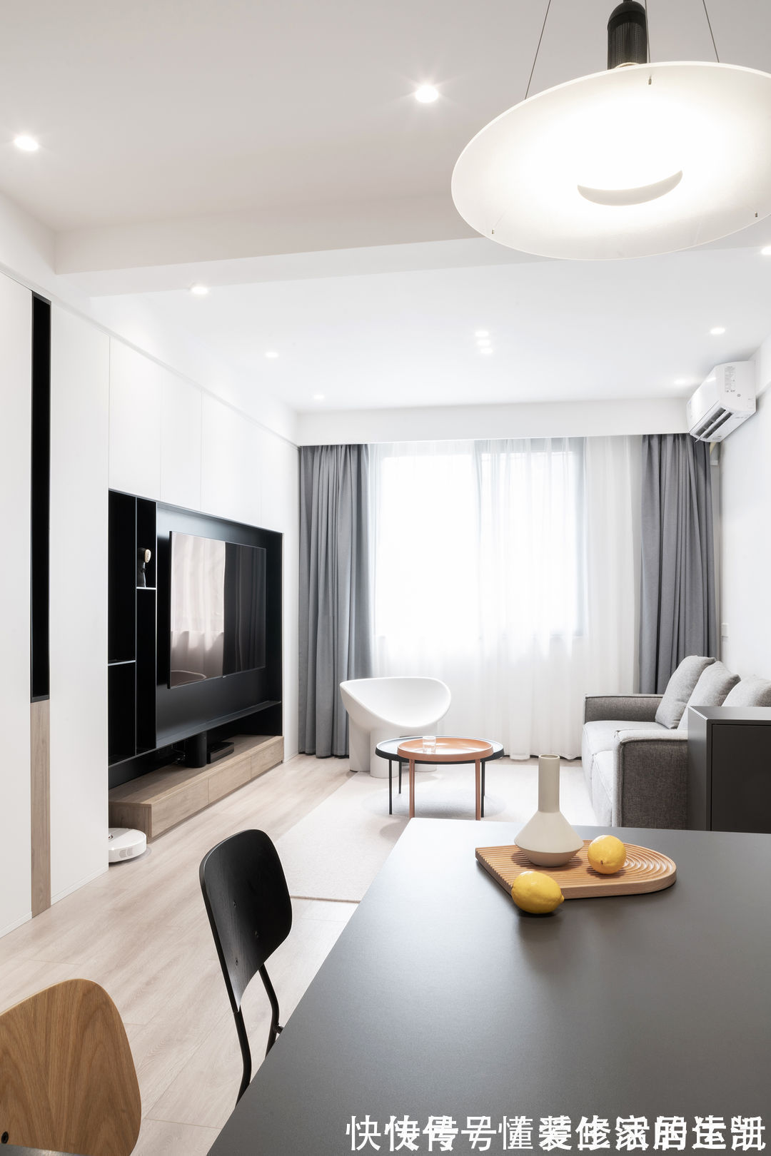 隔墙|80㎡实用主义装修,简约黑白灰色调,全屋简单又大气