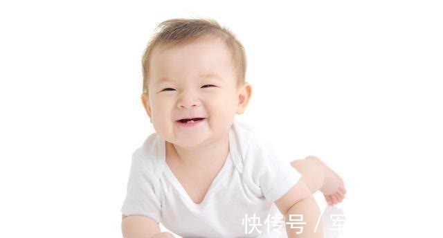 大便|宝宝的便便呈这种状态,说明他平时都没吃饱,妈妈可别饿坏宝宝