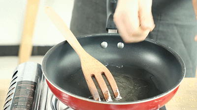 鸡腿肉|宫保鸡丁怎么做?很多人第一步就错了,掌握好这1步是关键