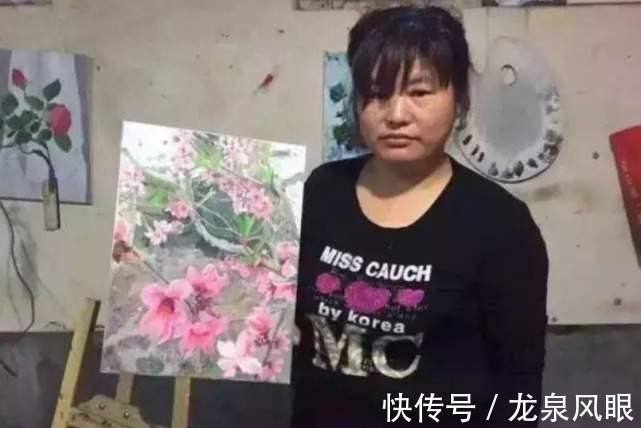 画技$农妇模仿大师画画,一幅能卖200元—1000元,专家说:她不懂艺术
