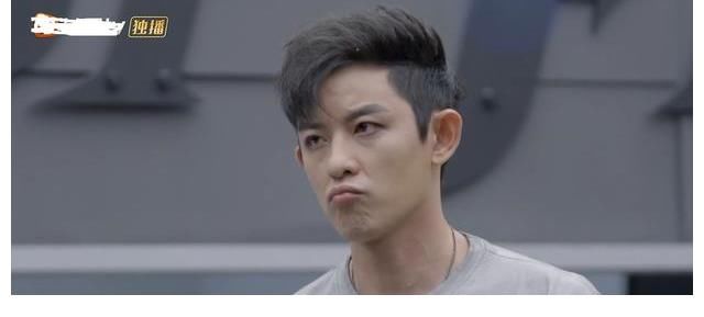 刘端端|《哥哥》敖犬人气垫底，却不主动退出，他不值得欧阳靖的付出