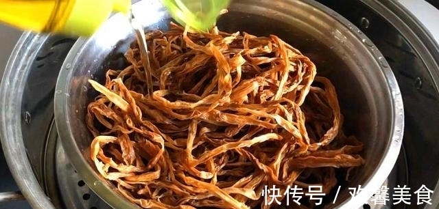 夏天|夏天,不吃肉也要吃此菜,很多人活了30多年也没吃过1次,香!
