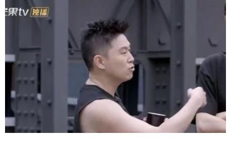 欧阳靖之前为什么会淘汰？欧阳靖回归谁退出了？