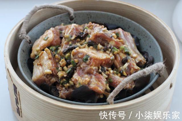 鲜香|不用油的排骨做法，照样鲜香扑鼻，健康不油腻营养不流失