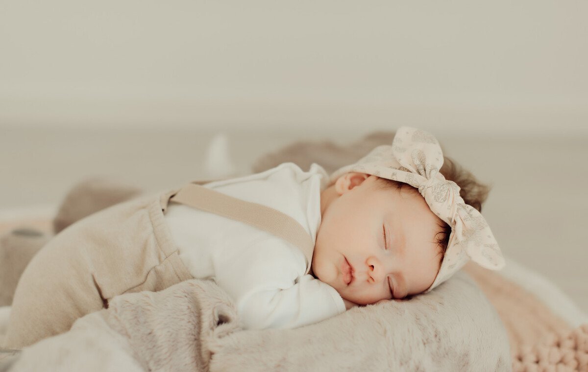 小宝宝|给宝宝用枕头不能只看年龄,当他发出这些信号,宝妈就要准备了