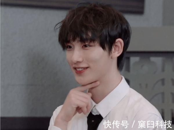 維嘉|丁程鑫加盟《快本》,誰留意到謝娜的動態?情商高低一目了然