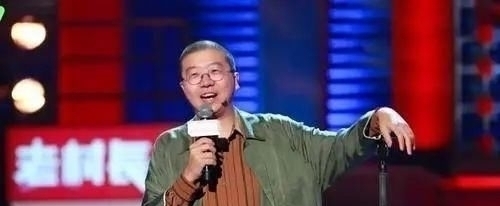 贾玲 《笑起来真好看》37分,网友喊话国内再拍不出《百变大咖秀》