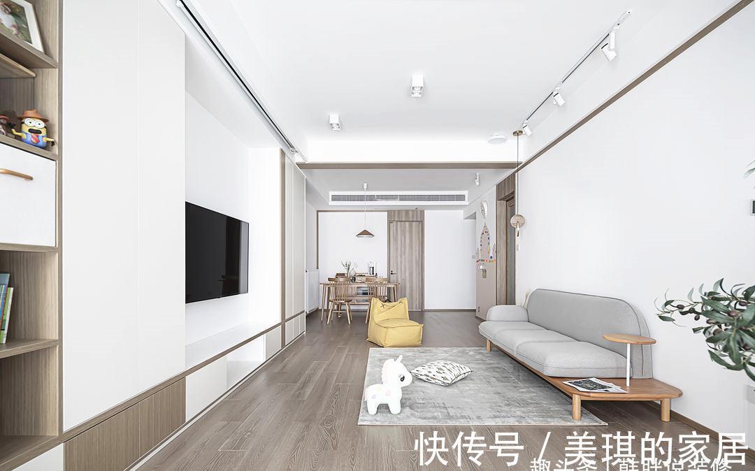 高级|90㎡新房坚持“穷装”,色调简单统一,全屋白墙反而更显高级感