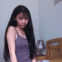 |搞笑GIF段子:军训中遇到的妹子,我是不是该提前出手了?