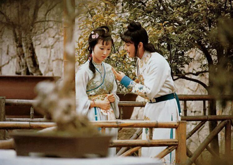 用人|凤姐眼里的精英人物，都有谁？