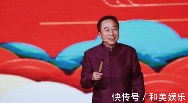 张铁林@冯巩书法得到了专家的认可,字迹洒脱,行云流水,颠覆你的审美