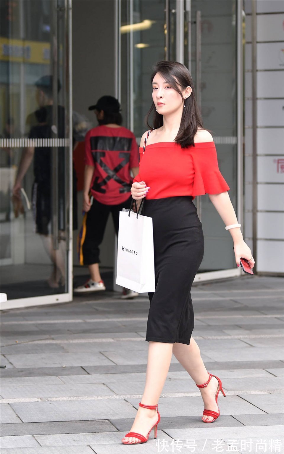 清凉|夏季选款搭配要穿出精致感,上下呼应的穿搭风格,值得尝试和借鉴