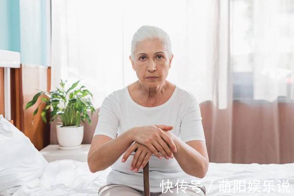 阴虚体质|黄芪药用价值很高,提醒:如果你是这5类人中之一,最好别吃黄芪