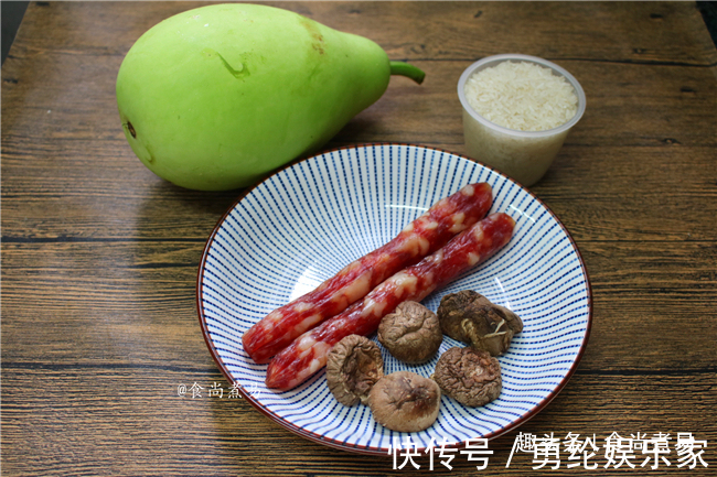 秋天，不妨试试此款焖饭，简单快捷又好吃，增强身体免疫力