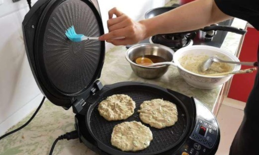 早餐不用再发愁,一根茄子就搞定,简单营养又美味,越吃越想吃