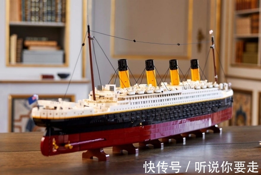 tit乐高LEGO年度巨献「泰坦尼克号」:9千多块积木,再现震撼经典