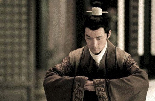 你知道所谓的7尺男儿有多高吗?古代人和