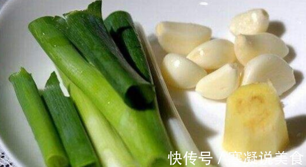 秋冬季节，桌上有了此菜，开胃又下饭，次次光盘，孩子天天缠着要