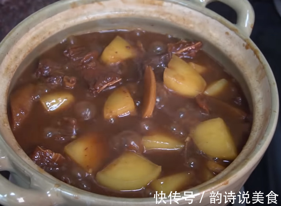 厨师是怎么把牛肉炖烂的,在锅里放“它”,半个小时牛肉就软了