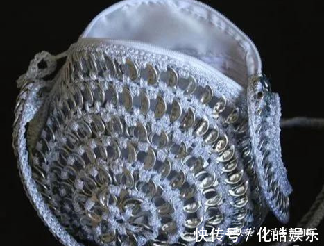 在易拉罐拉环上编织，钩成的包包耐看耐用！DIY变废为宝附教程