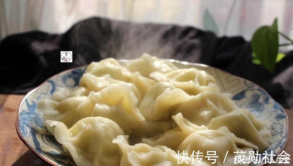 冬天用它包饺子, 比肉馅香100倍, 皮薄馅大1周吃2次, 乳腺不生病