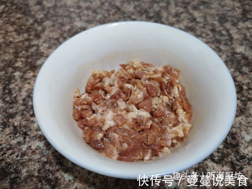 豆腐此样做,去饭店都吃不到,孩子最喜欢,做法超级简单!