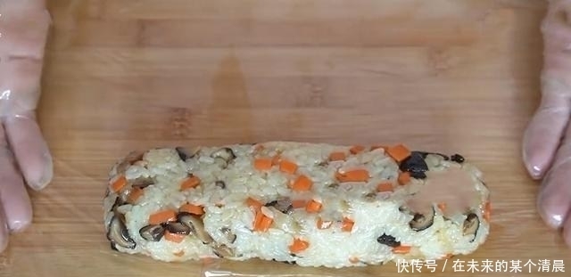 春天,少吃馒头包子多吃它,简单一蒸,软糯劲道,学会做给家人吃